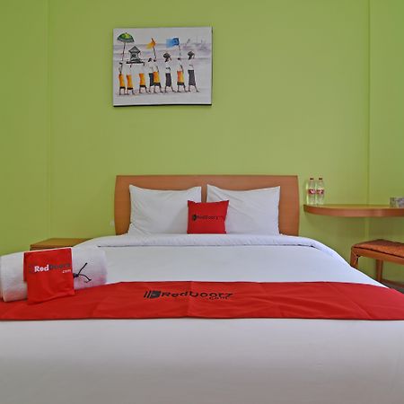 Reddoorz Plus @ Mahendradatta Denpasar Εξωτερικό φωτογραφία