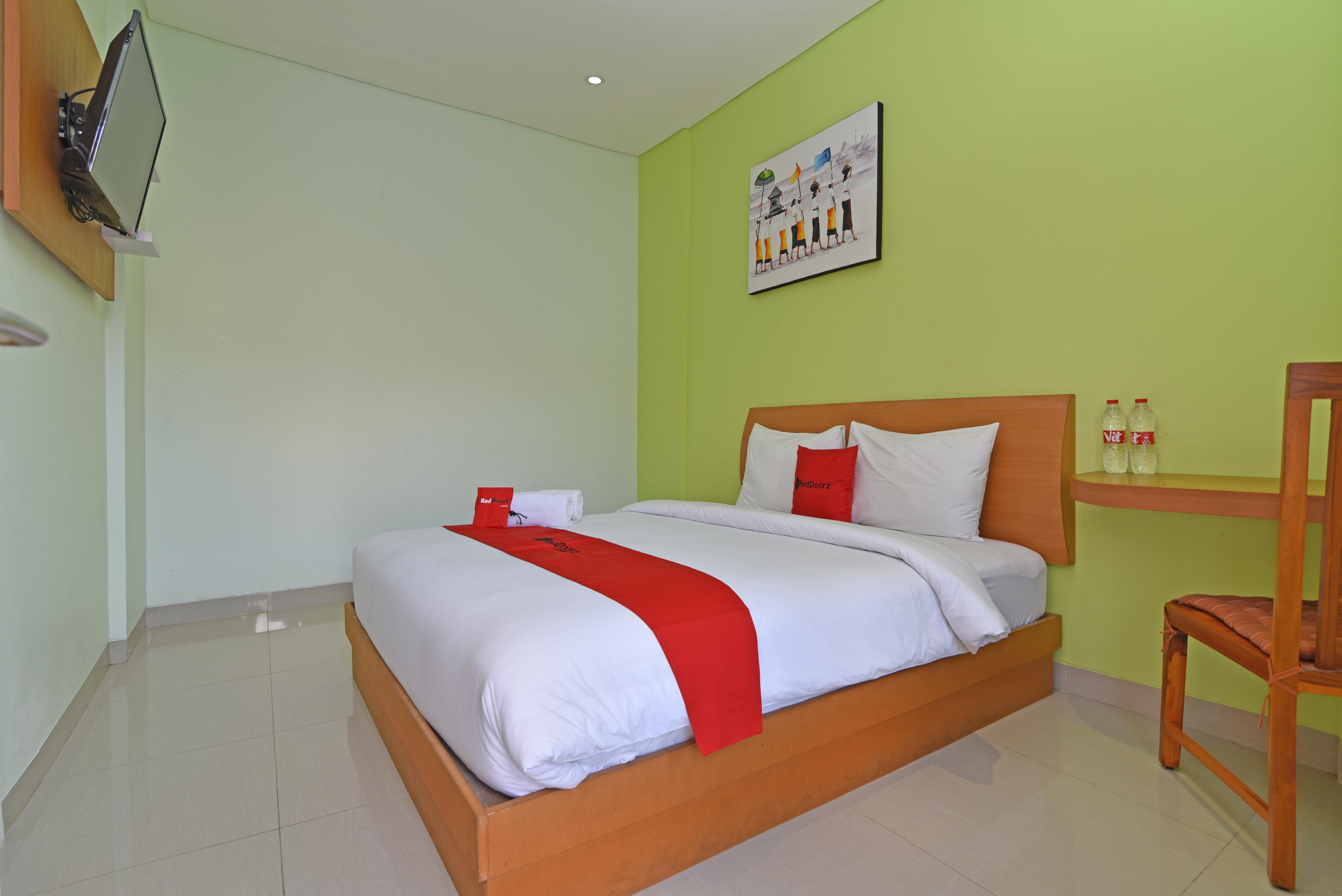 Reddoorz Plus @ Mahendradatta Denpasar Εξωτερικό φωτογραφία