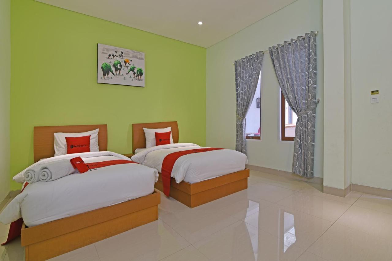 Reddoorz Plus @ Mahendradatta Denpasar Εξωτερικό φωτογραφία